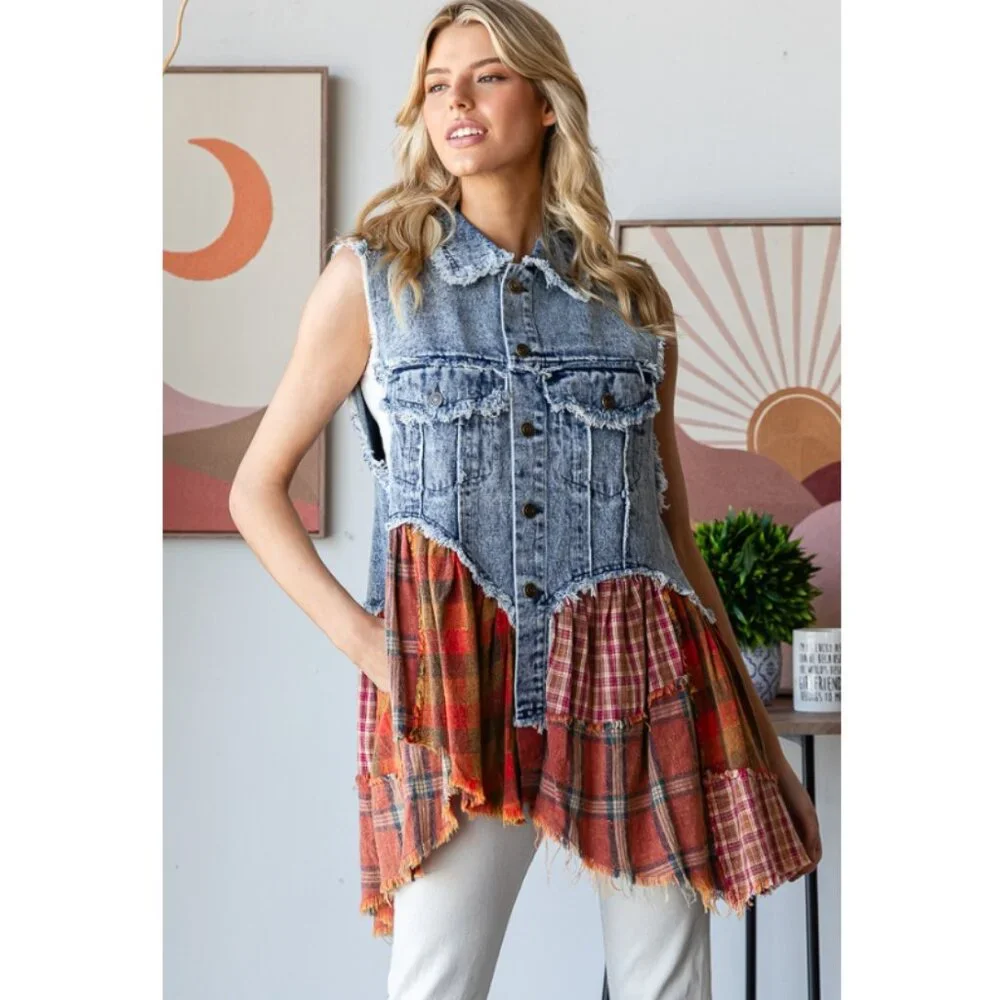 Oli & Hali Denim and Plaid Sleeveless Top - Picture 4 of 7